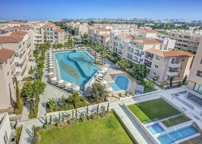 Elysia Park Aparthotel Paphos